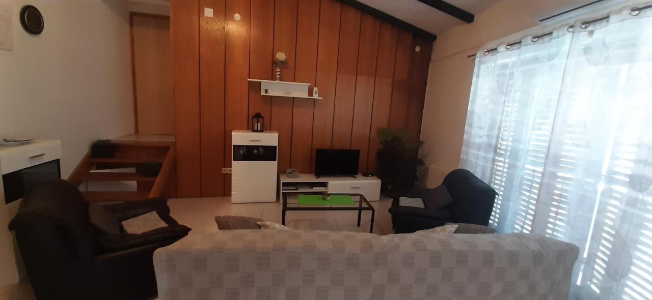 Apartments Petra Трибунь Экстерьер фото